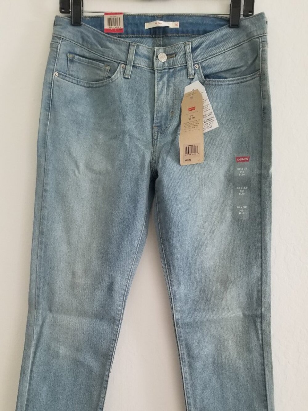 Levis 712 Jeans 188840014 Slim Light Denim Brand New with Tags